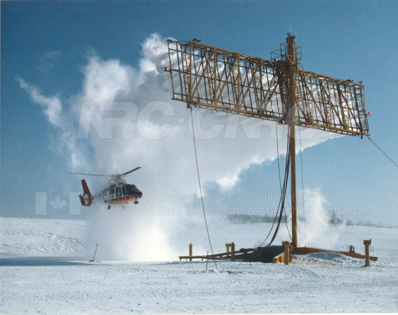 Helicopter De-icing 001