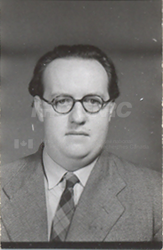 Photographs of Postdoctorate Issue 1957 045