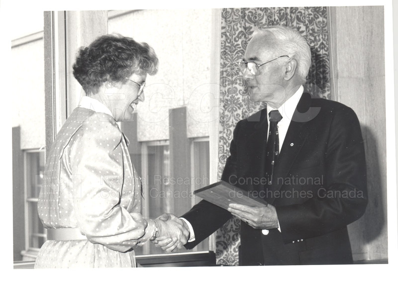 25 Year Service Plaque Presentations May 1985 010
