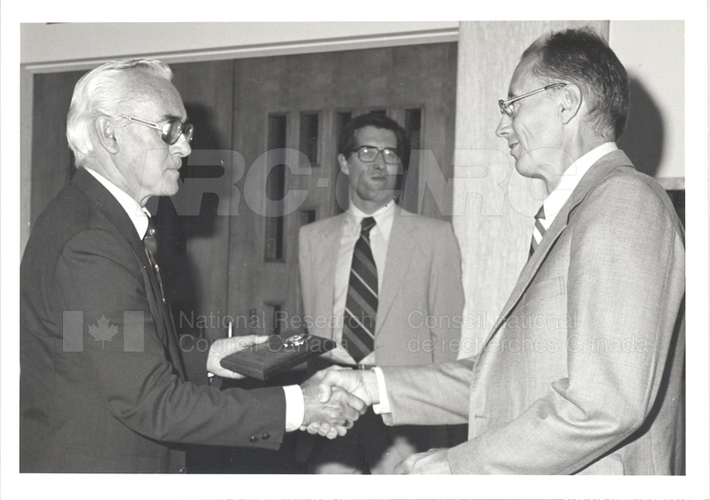 25 Year Service Plaques Presentations 1981 070