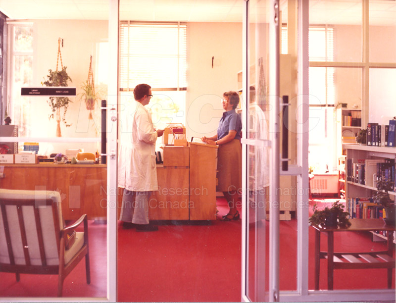 Physics Library 1970s 001