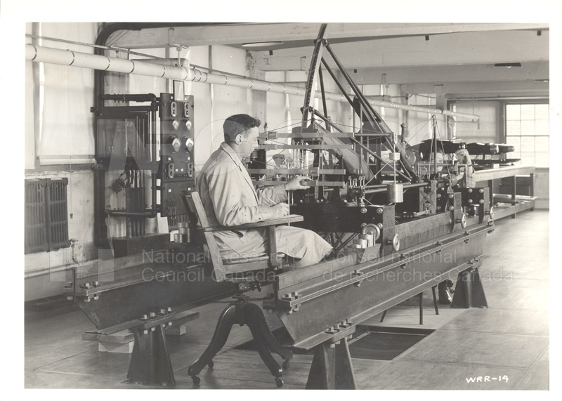 Wind Tunnel Balances 002