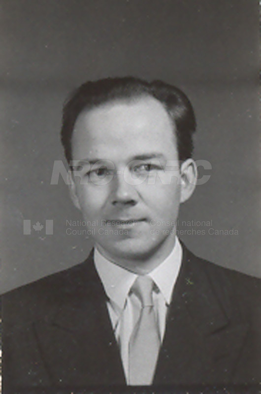 Photographs of Postdoctorate Issue 1957 066