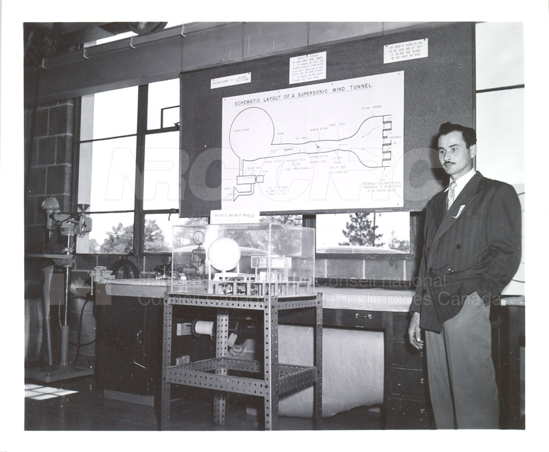 NRC Open House- Montreal Road 1954 008