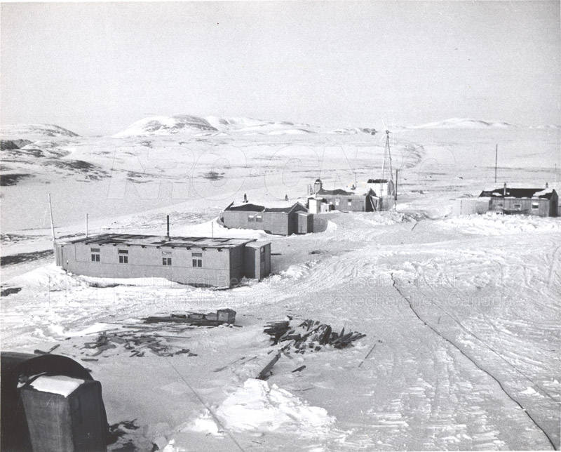 Alert and Resolute Bay Meteorology 1953-1954, 1957 010