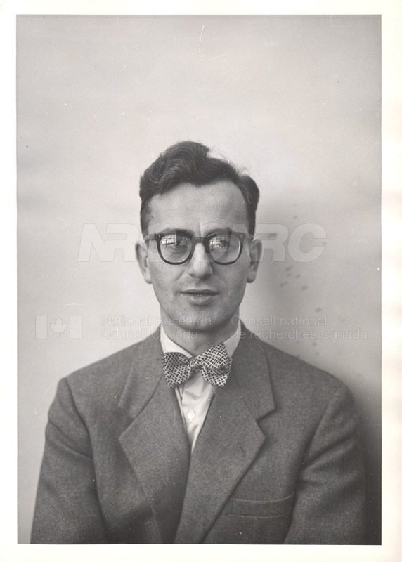 Photographs of Postdoctorate Issue 1957 089