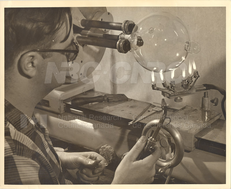 Charlie Collins at the Glass Bowing Lathe c.1959