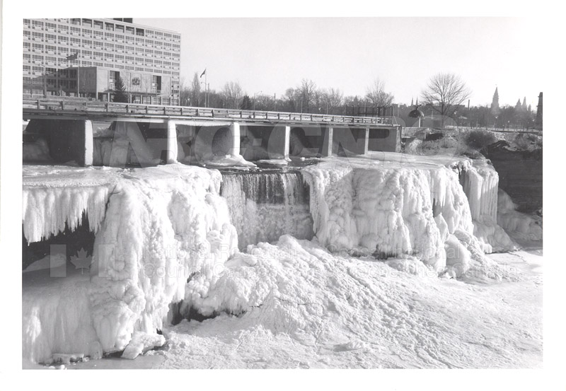 ICE Spring Breakup 1959 001