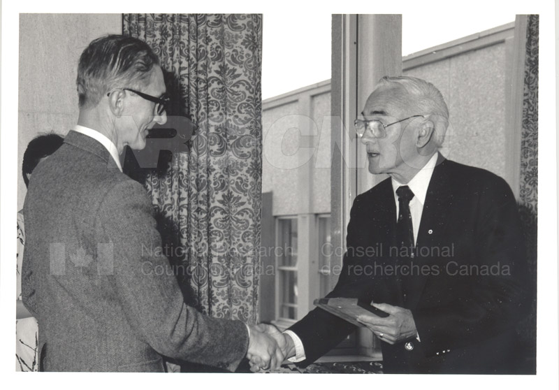 25 Year Service Plaque Presentations May 1985 022