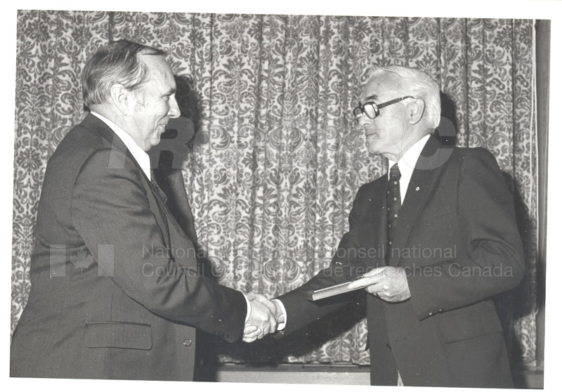 25 Year Service Plaques Presentations 1981 033