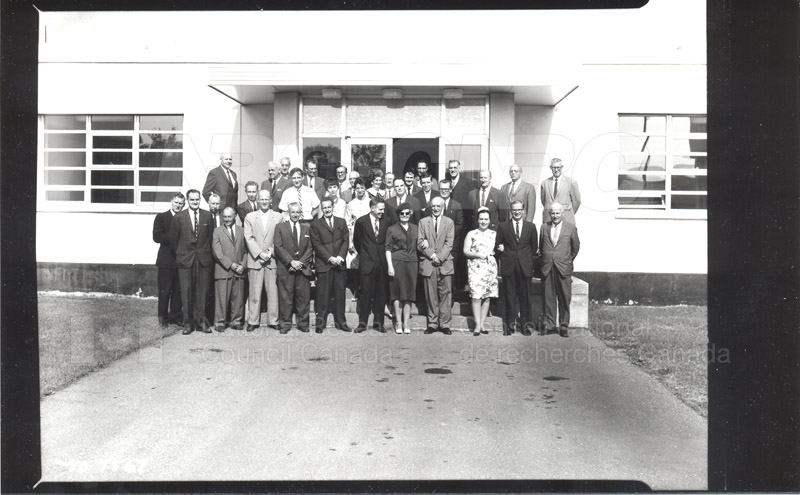 Dr. Broughton- Unveiling Photograph as a Memorial (Fuel & Lubricants Laboratory) 1964 003