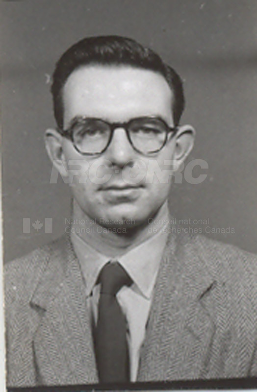Photographs of Postdoctorate Issue 1957 051