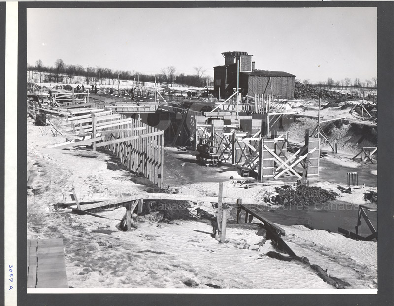 Construction de bâtiments de l'administration des années 1950 028