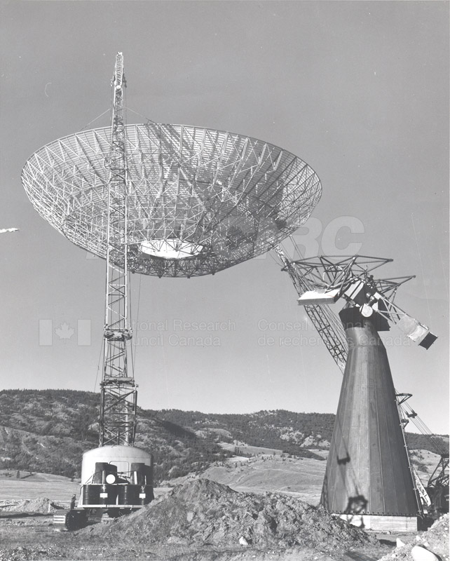 Observatoire fédéral - télescope de 25,6 mètres sous Construction c. 1965 002