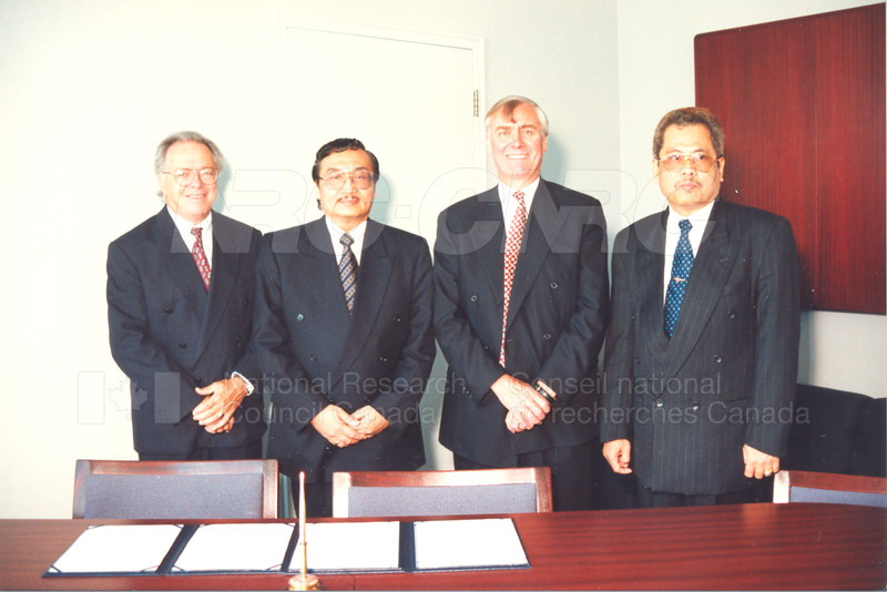 Agreement Signing Indonesian Institute of Sciences 10 Sept. 1997 006