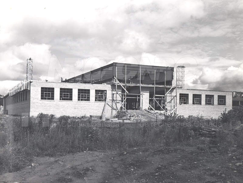 Construction de bâtiments de l'administration des années 1950 024