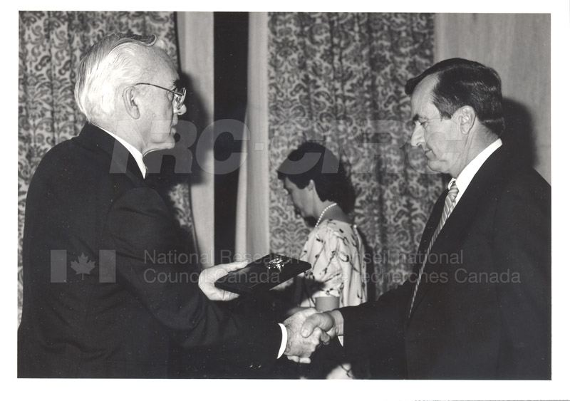 Présentation des 25 ans de service, 29 oct. 1986 006