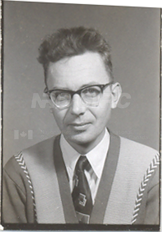 Bourse d'études post-doctorales- 1959 089