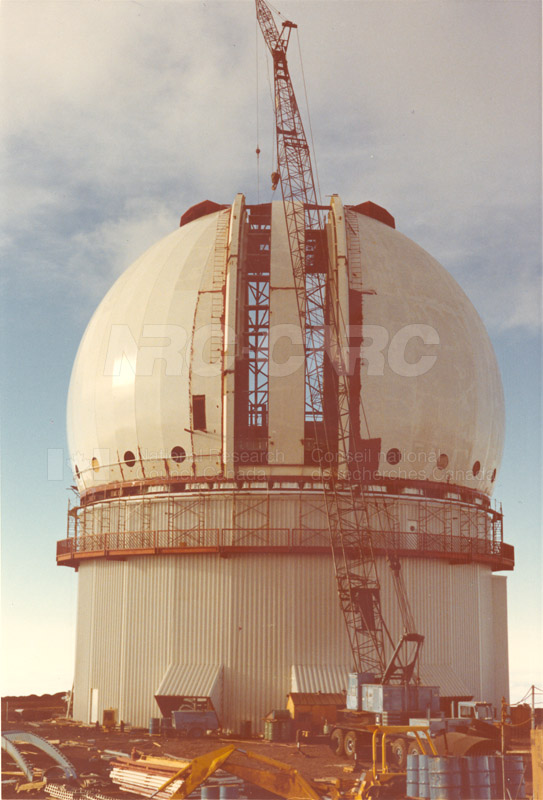 Le télescope Canada-France-Hawaï environ 1976