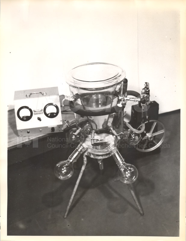 Freeze-drying Apparatus c.1950