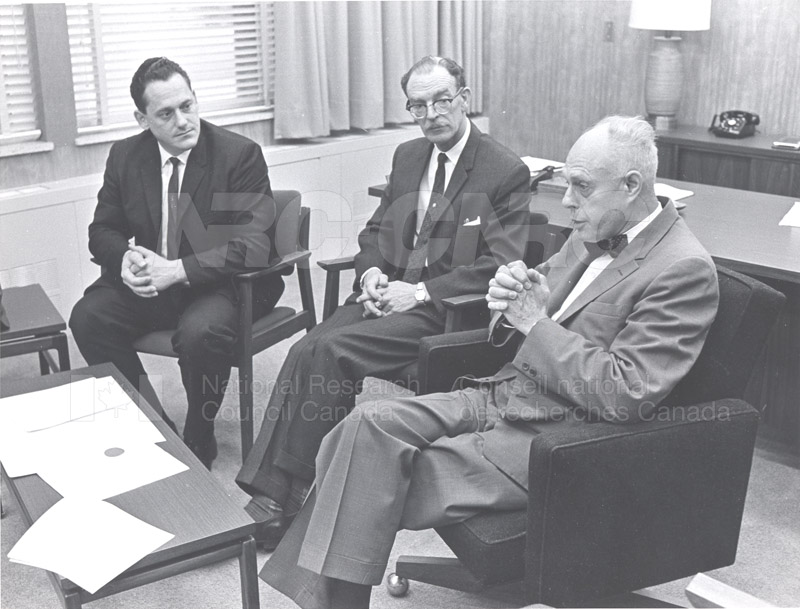 First Collective Agreement with R.C.E.A. 1968 002