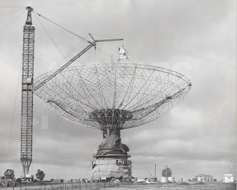 Radio Telescope at Parkes N.S.W. 1960 Commomwealth Scientific and Industrial Research Organization 1960 009