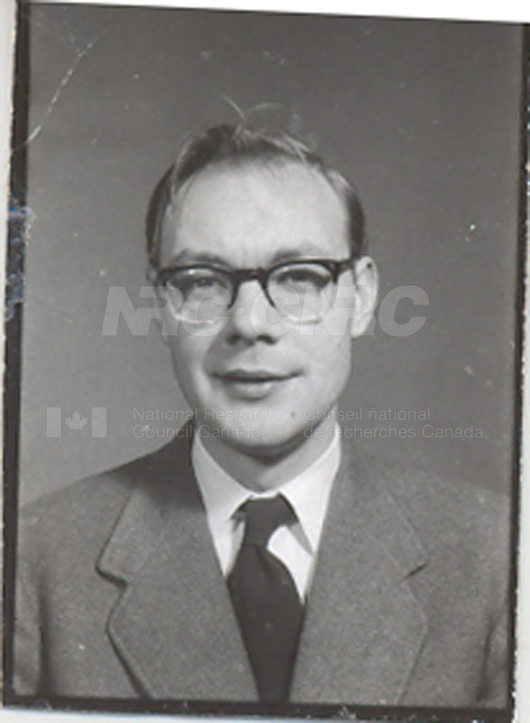 Bourse d'études post-doctorales- 1959 082