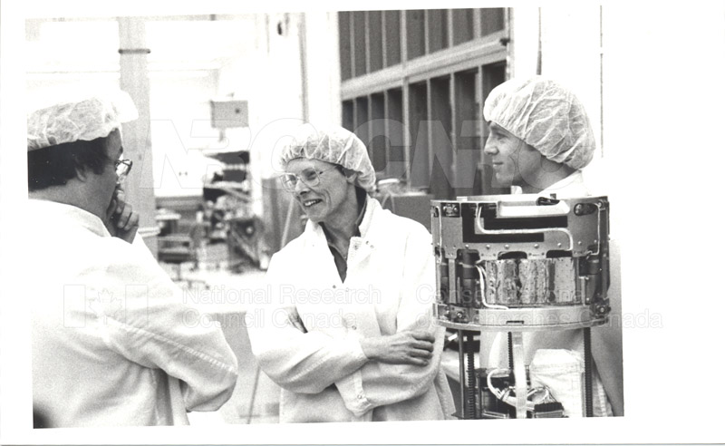 Space Research Facility Equipment 006