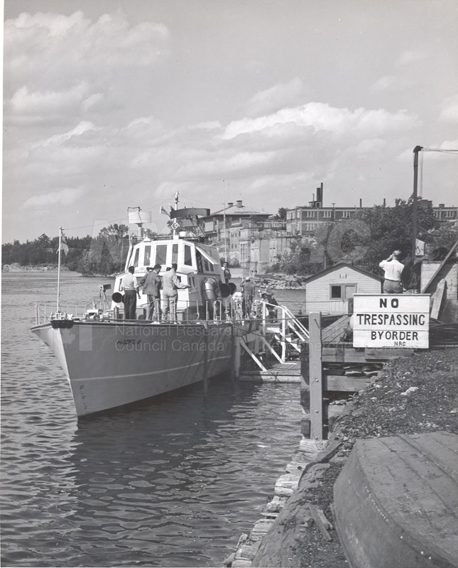 Visite du comité parlementaire à Radel 1950 002