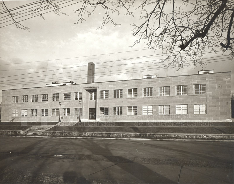The Building- Exterior Views 1950-1968 002
